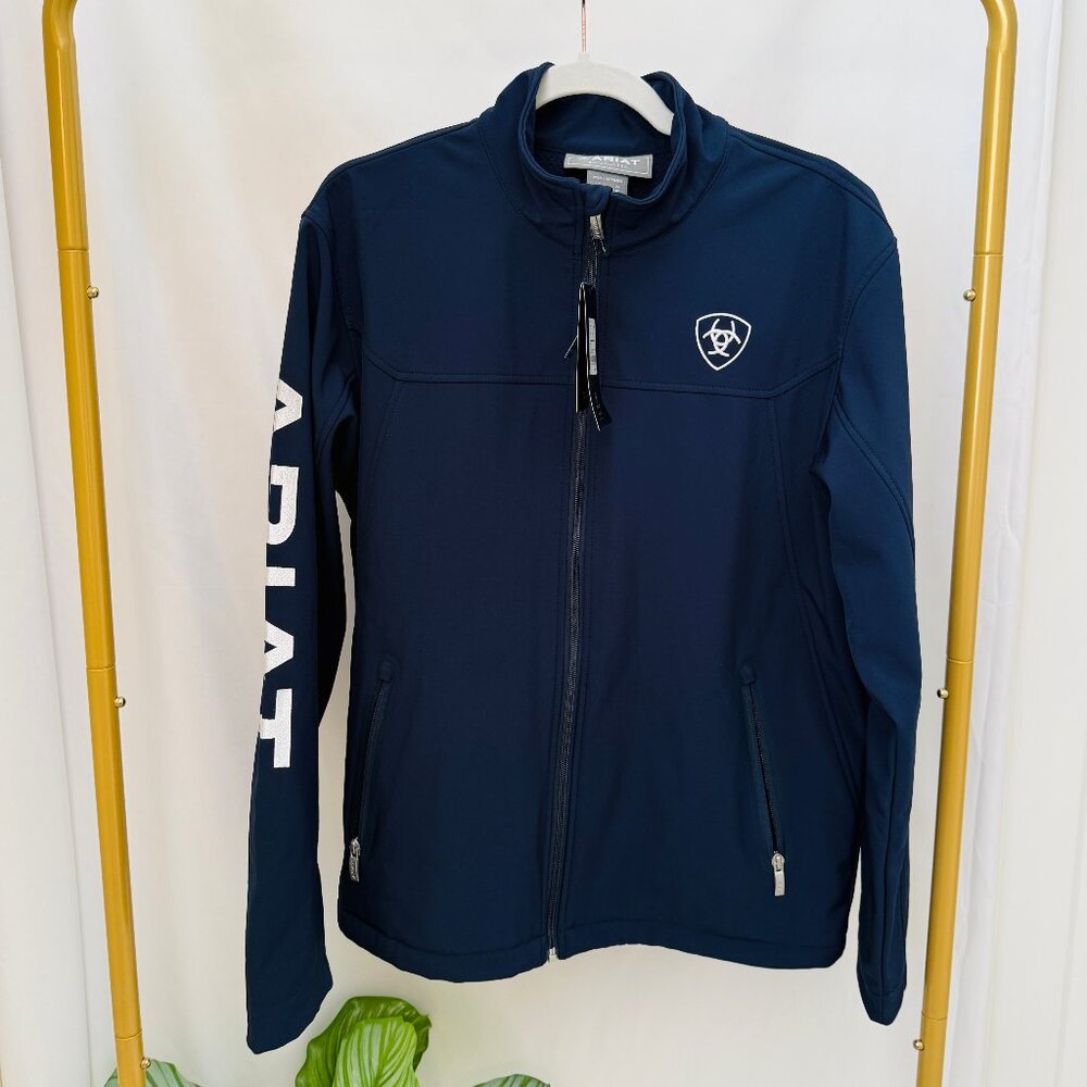 NWT Men's Ariat Jacket Size Medium!